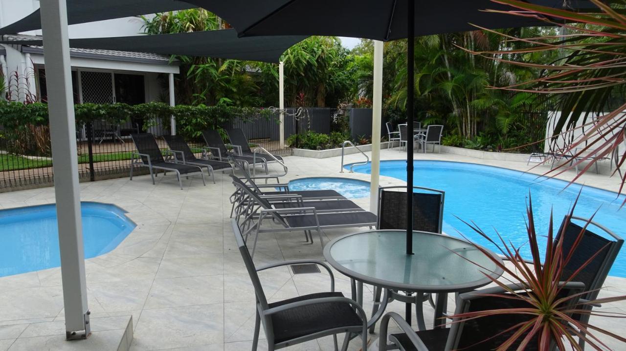 Noosa Gardens Riverside Resort ヌーサヴィル エクステリア 写真